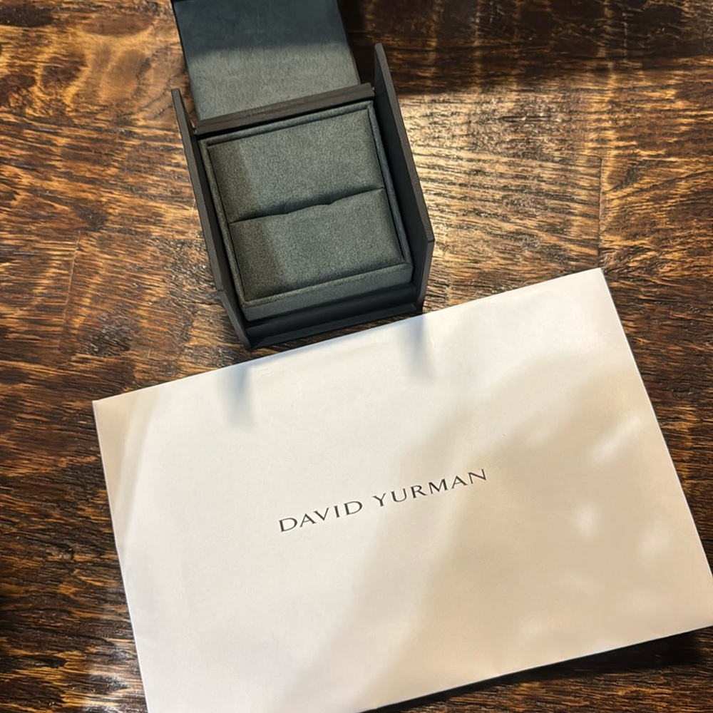 Authentic David Yurman Packaging - Ring Box